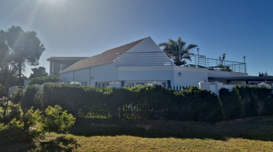 To Let 2 Bedroom Property for Rent in Middedorp Western Cape